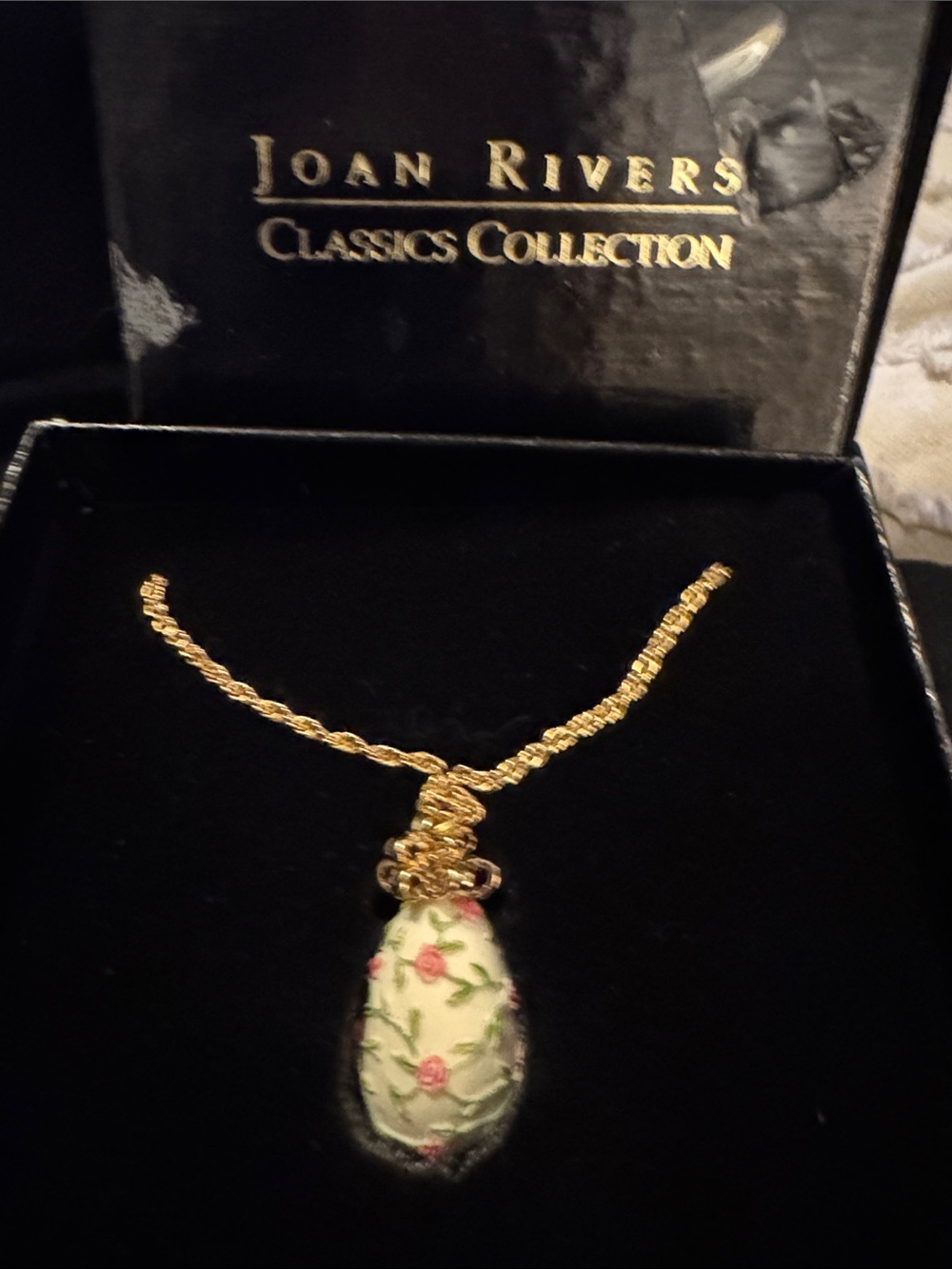 Vintage Joan Rivers Gold-Plated Floral Teardrop Necklace - Cream & Pink